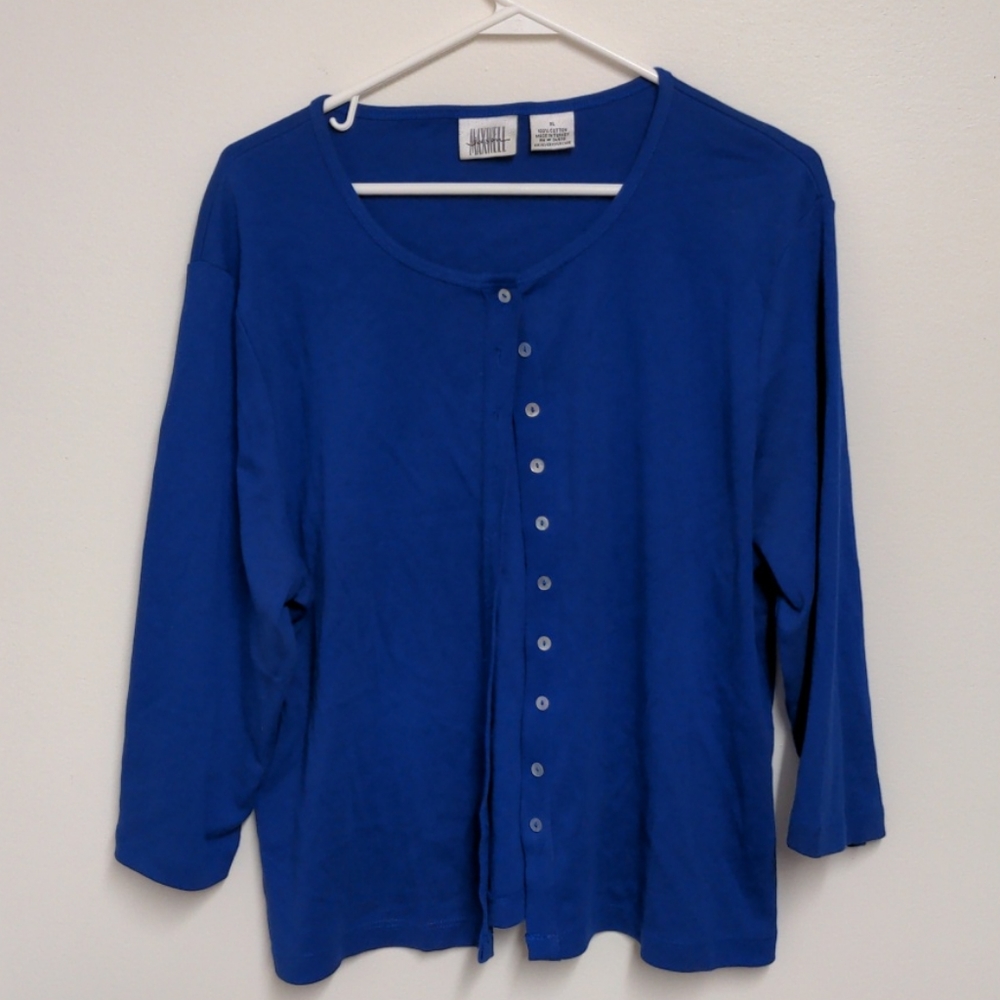 Royal blue sweater cardigan SZ XL mother of pearl